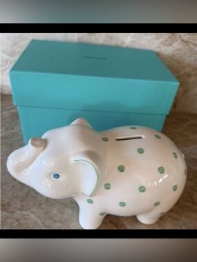 Tiffany & Co Ceramic Polka Dot Elephant Bank w/box ✨Excellent Condition ✨ 💯%Auth